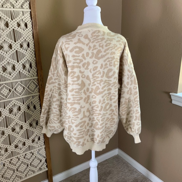 Chicwish "It's the Good Life" Leopard Oversize Sweater Size L-XL - Picture 3 of 9